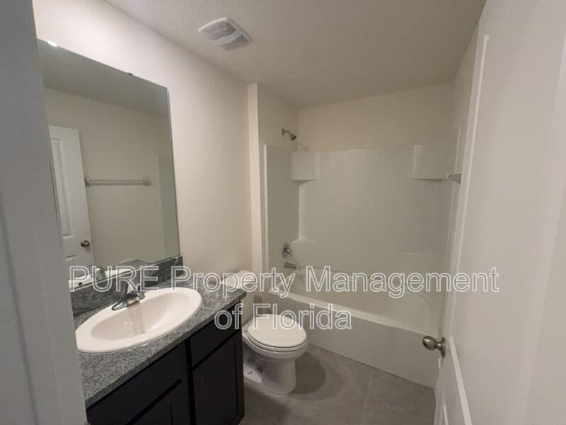 Ocala House: 5527 SW 43rd Ct