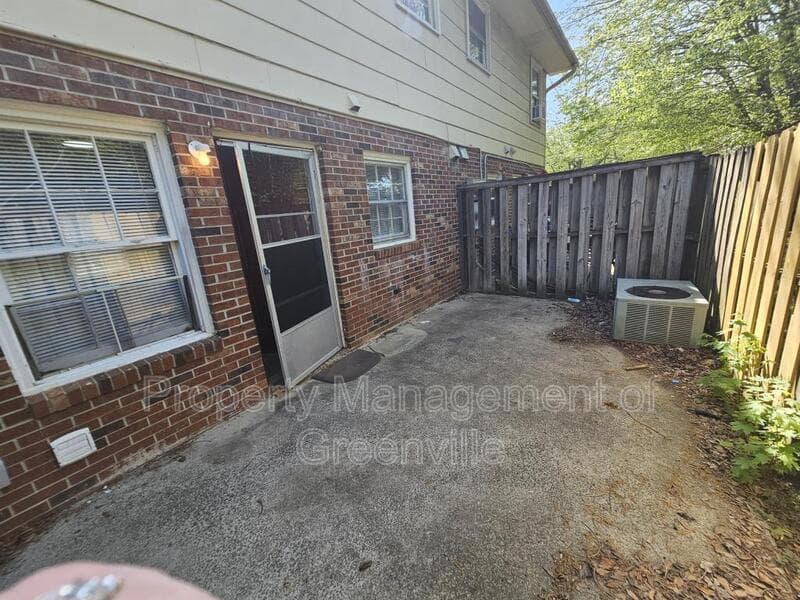 Greenville Condo: 6526 White Horse Rd