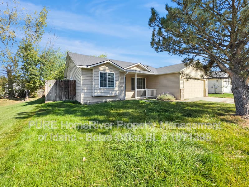 Caldwell Townhome: 16772 Bayou Way