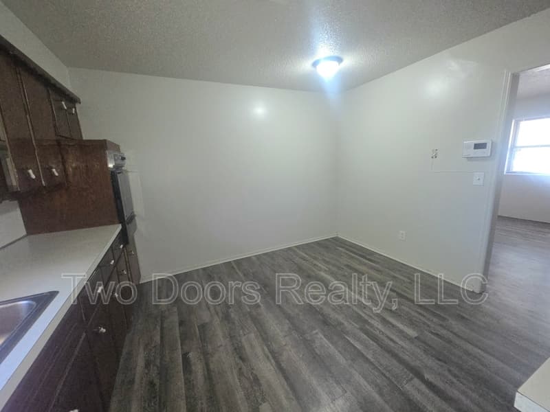 Oklahoma City House: 729 Northeast 37th Street