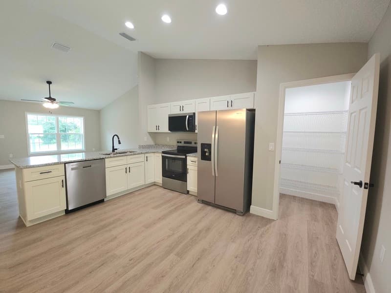 Citrus Springs House: 10908 N Mataro Ave