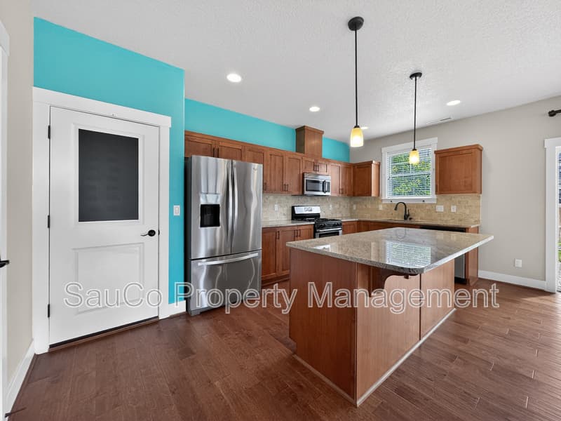 Beaverton House: 456 Southwest 203rd Terrace