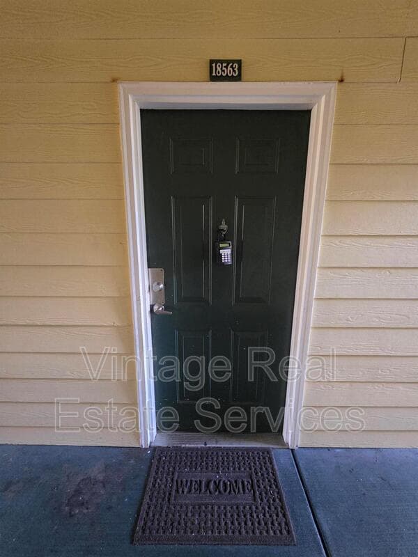 Tampa Condo: 18563 Bridle Club Drive