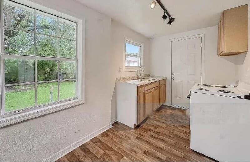 Jacksonville House: 1718 McMillan St Jacksonville, FL