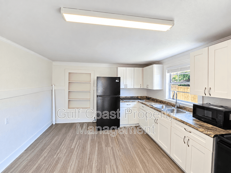 Bradenton Condo: 2127 13th Street West
