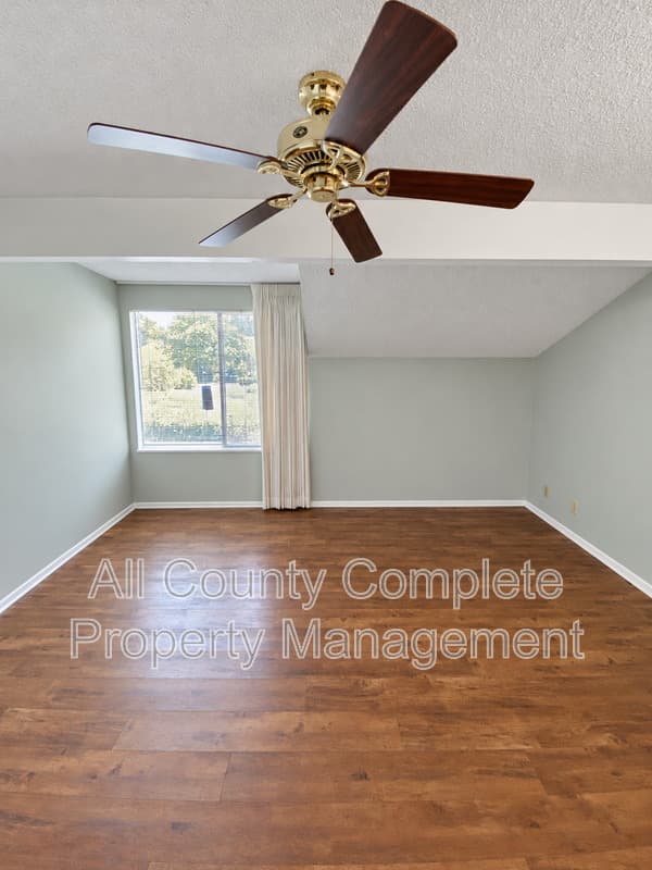 Jacksonville Condo: 6213 Lake Tahoe Dr