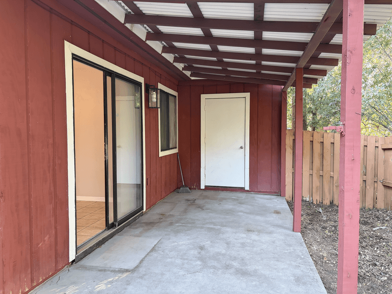 Tallahassee House: 2741 West Tharpe Street