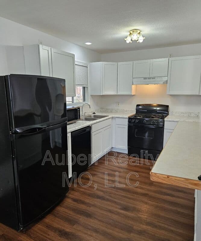Independence House: 20808 E 13th Ter S.