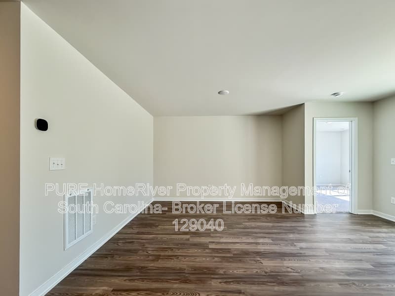 Spartanburg House: 480 Sundown Dr