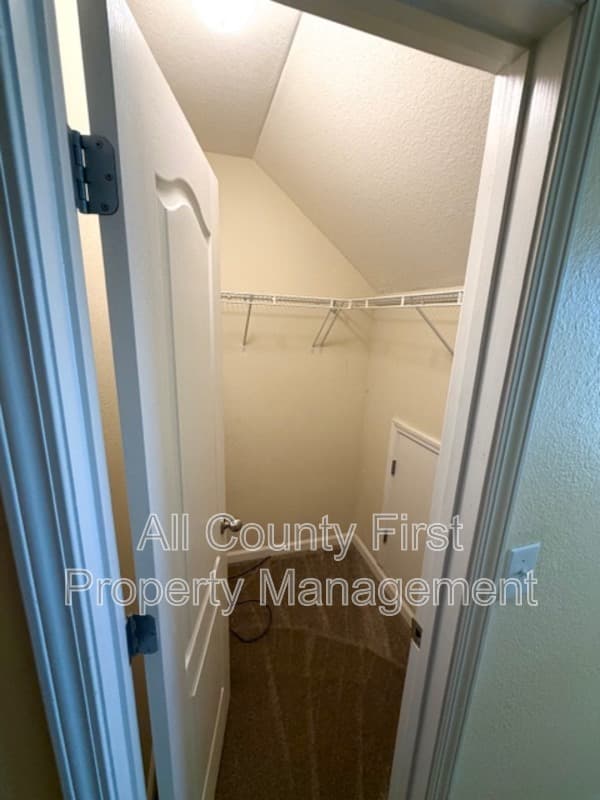 Lithonia House: 1368 Rogers Trce