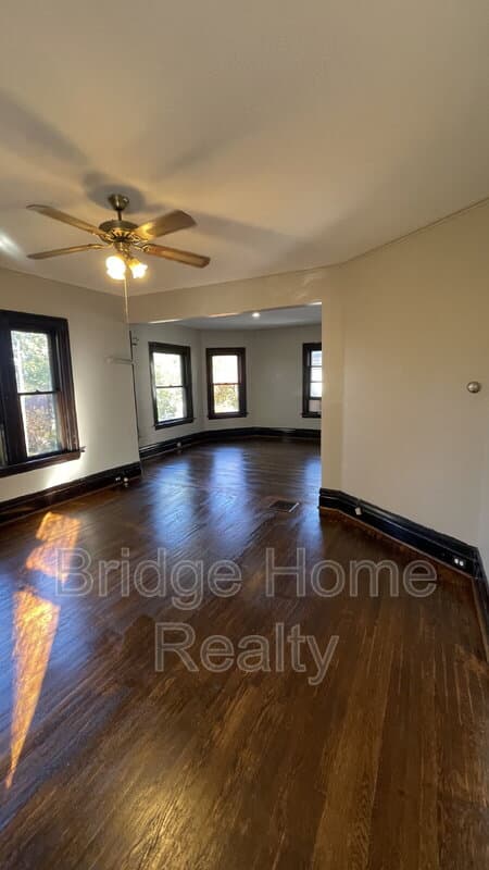 Pittsburgh Condo: 14 Bradford Avenue
