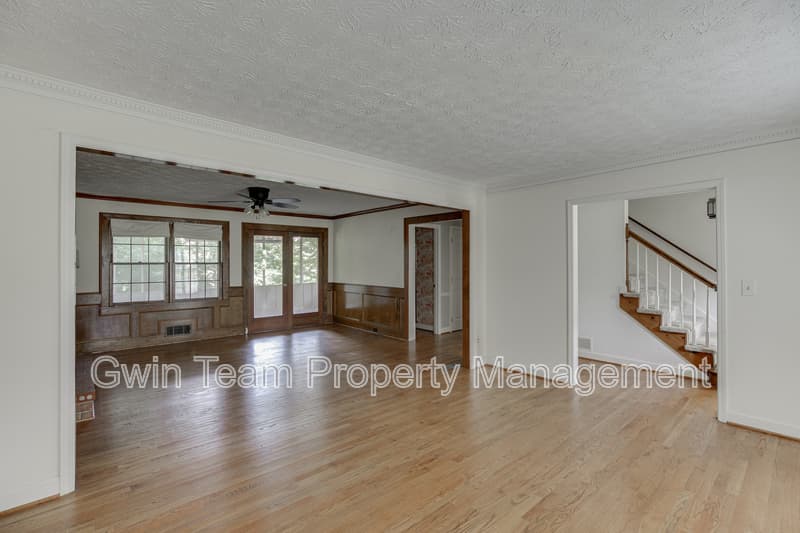 Lawrenceville House: 766 Chesterfield Dr