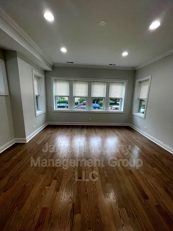 Chicago Condo: 4819 N. Kenneth Unit # 1