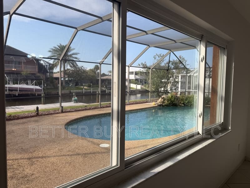 Flagler Beach House: 337 North 10th Street