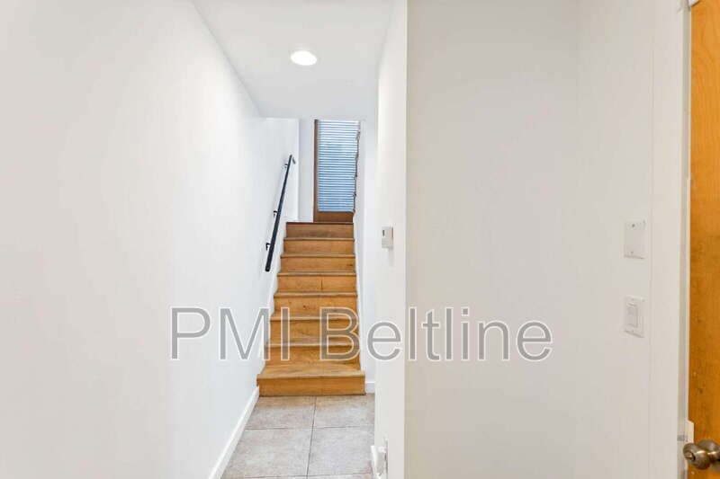 Atlanta Townhome: 988 Dekalb Ave NE