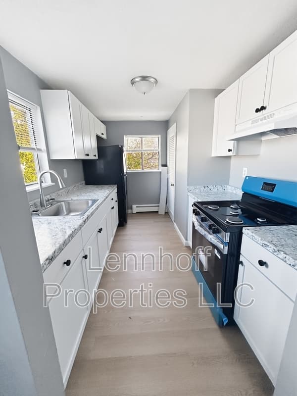 Lowell Condo: 861 - 871 Middlesex Street - 861-7