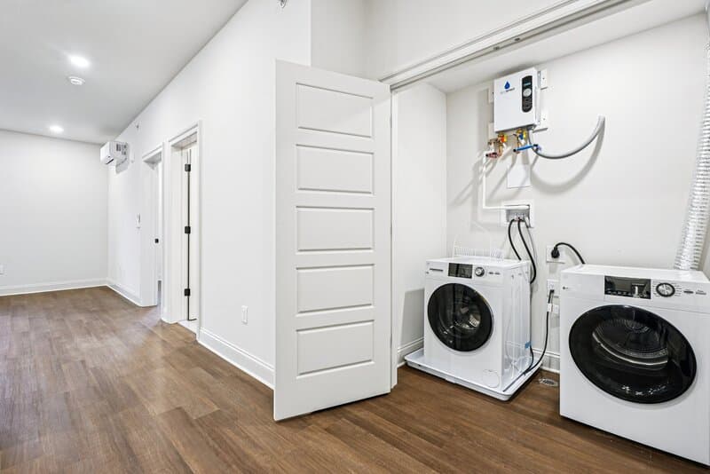Philadelphia Condo: 472 Roxborough Avenue - 3R