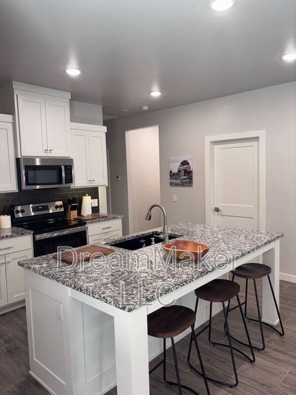 Norman House: 2819 Clifton Terrace