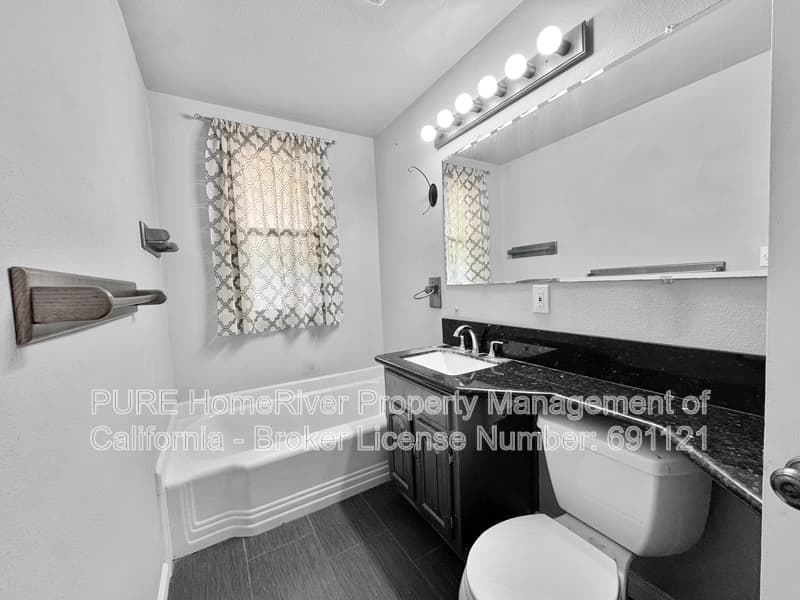Sacramento House: 2571 Ione St