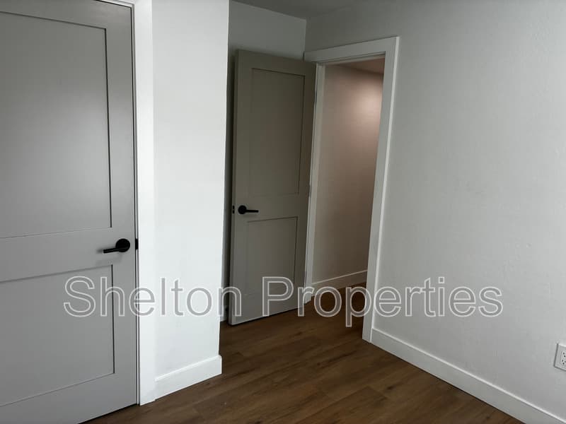 Phoenix House: 614 N 10th Ave Unit A