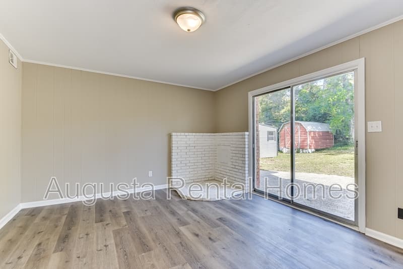 Martinez House: 4565 Rockdale Court