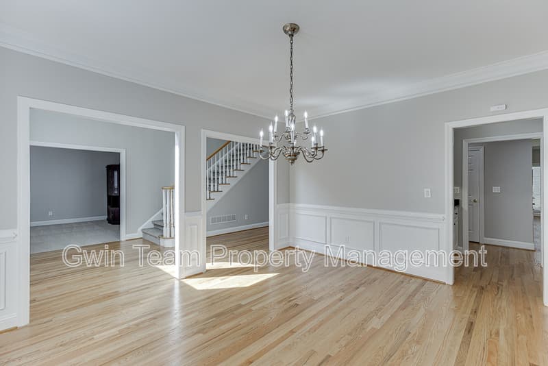 Duluth House: 9345 Riverclub Pkwy