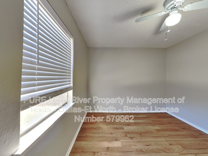 Arlington House: 5223 Windy Meadow Dr