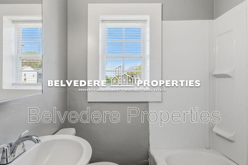 High Point Condo: 1730 Brooks Ave