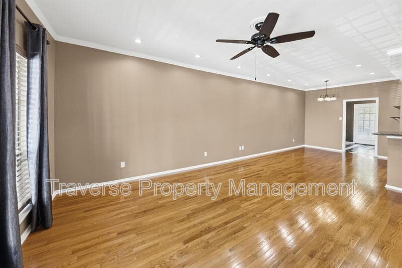 Fort Worth Condo: 4312 Bellaire Dr S