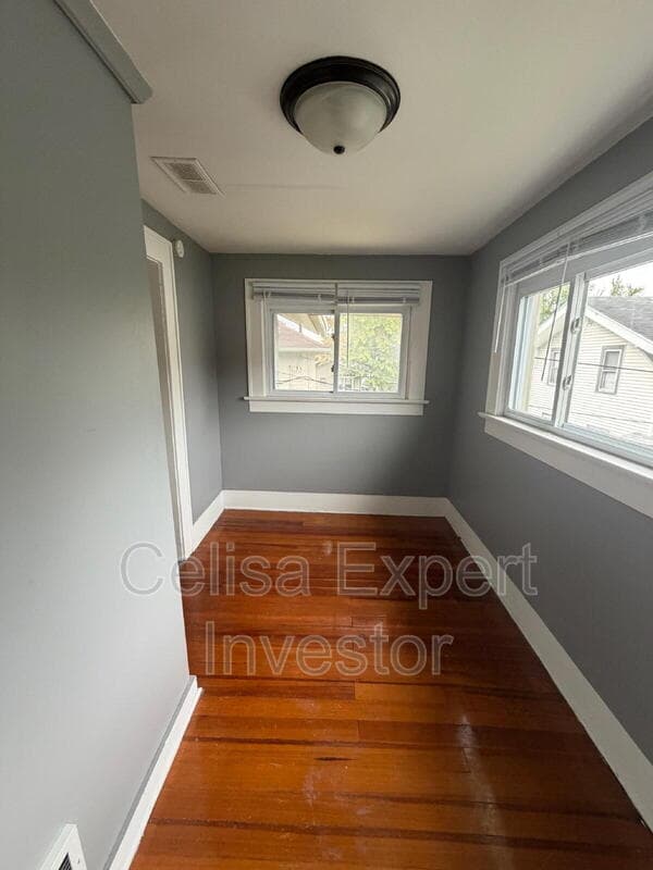 Fort Wayne House: 4130 Hoagland Avenue