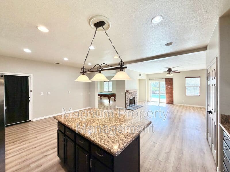 Menifee House: 33602 Magnetite St.