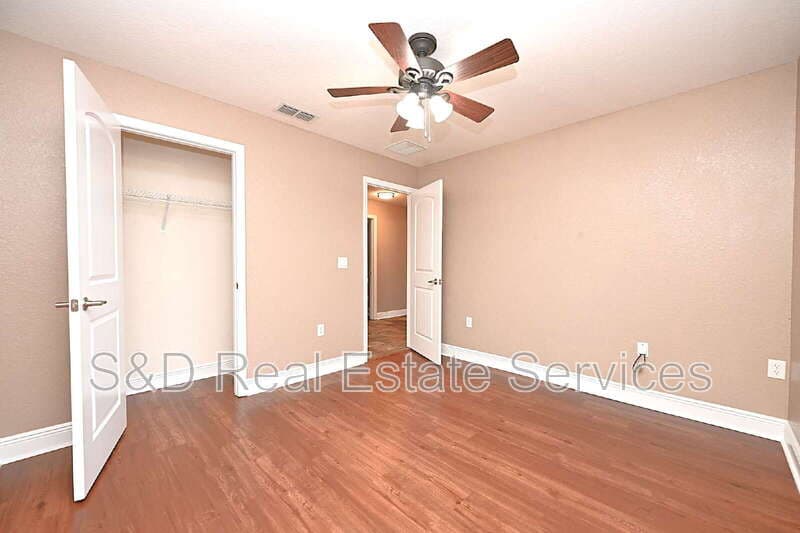 Bartow House: 1631 Taylor Landing Dr
