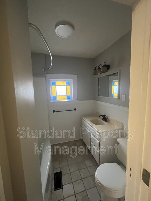 Rochester Condo: 30 Rundel Park (Apt 2)
