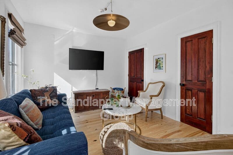 Charleston Condo: 32-A Line Street