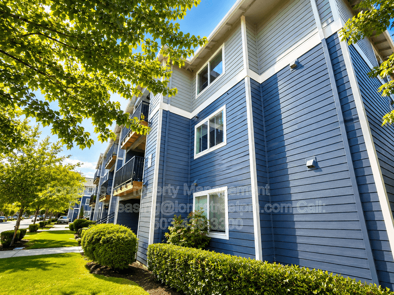 Portland Condo: 8324 SE Rhine St