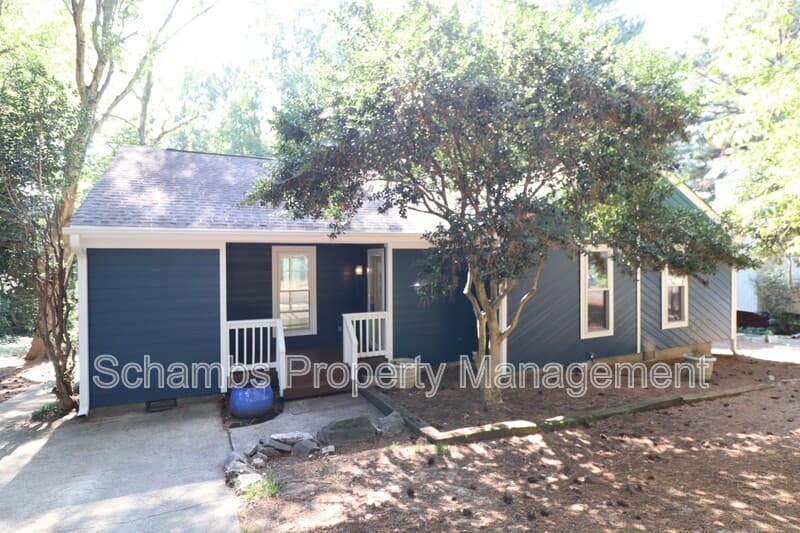 Cary House: 105 Cameron Ct