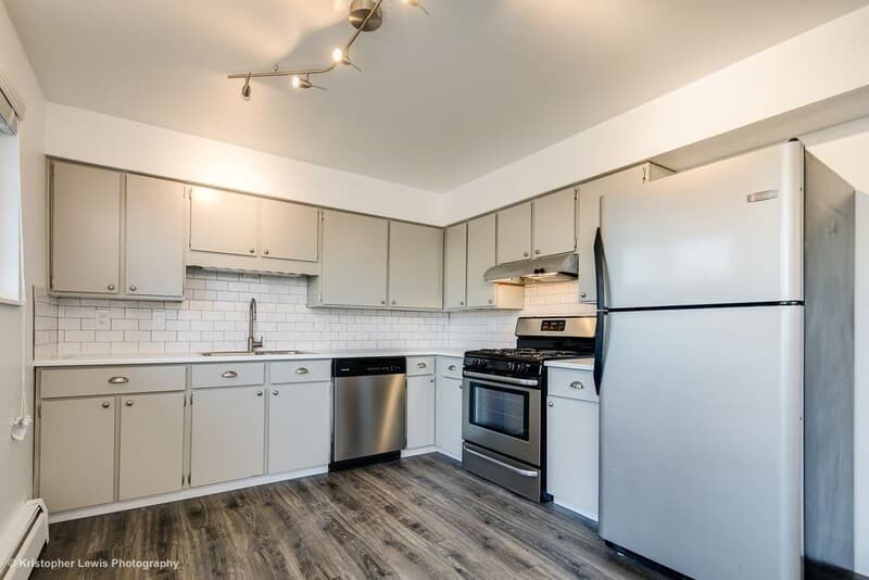 Englewood Condo: 2980 S Delaware St