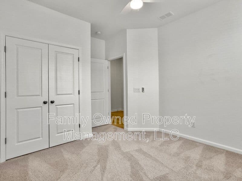 Moncks Corner House: 158 Yorkshire Drive