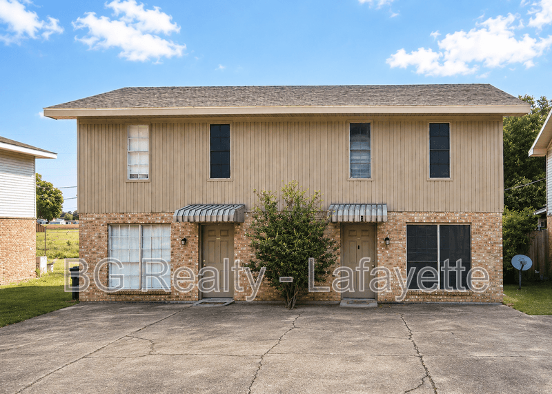 Lafayette Townhome: 211 Al Pearsons Dr