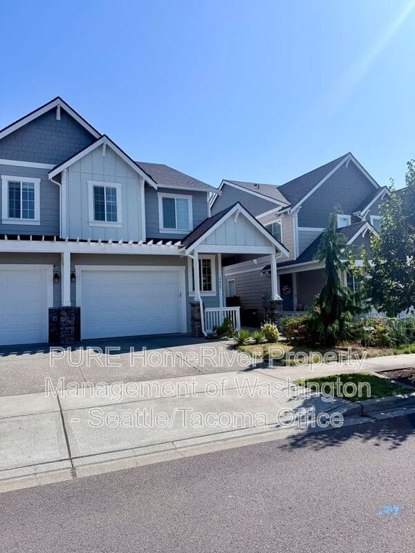 Lacey House: 5445 50th Loop SE