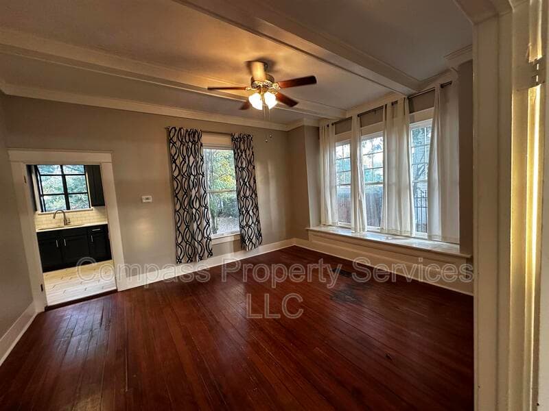 Waco House: 2220 Gorman Ave