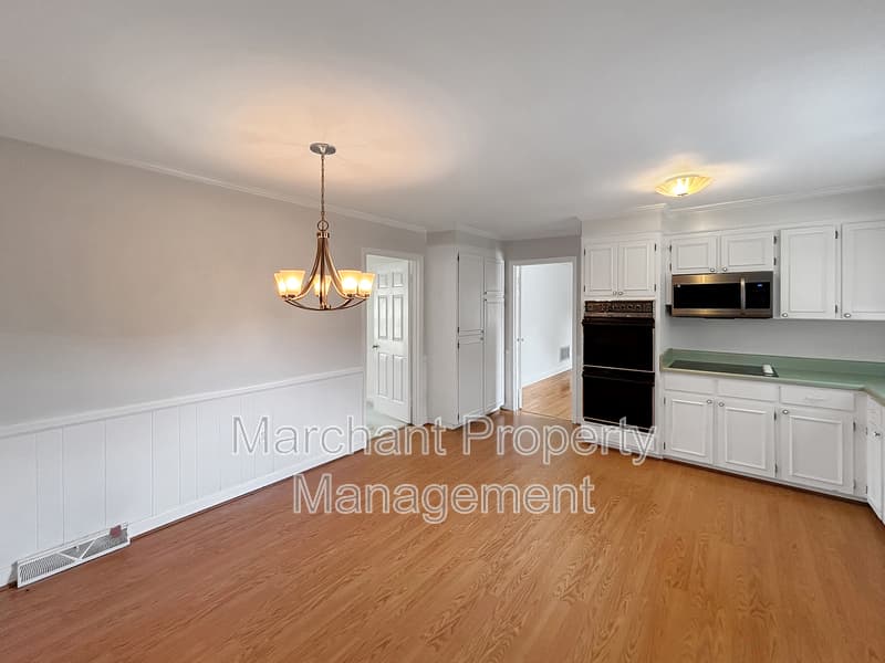 Greer House: 512 Devenger Road