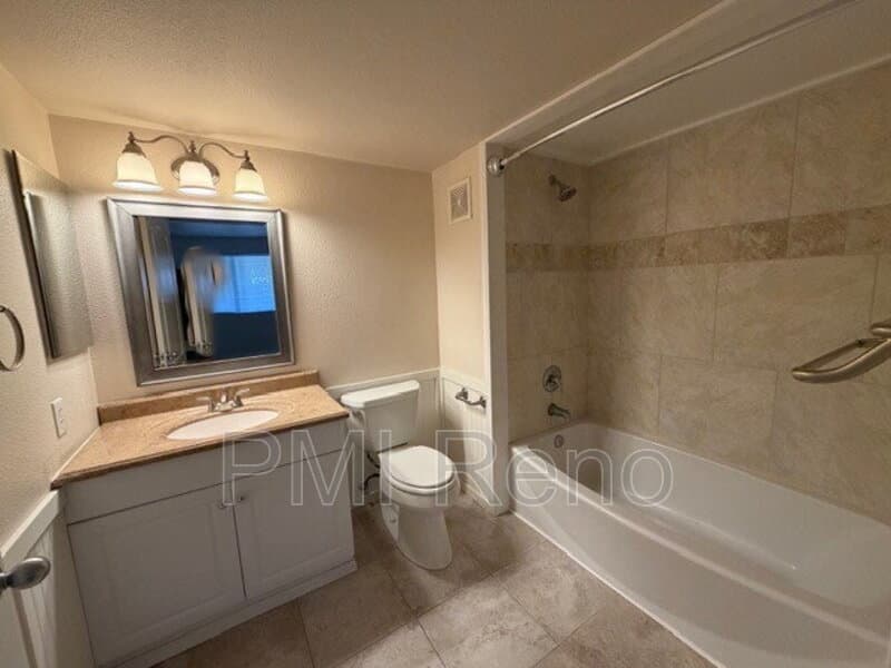 Reno Condo: 6850 Sharlands Ave
