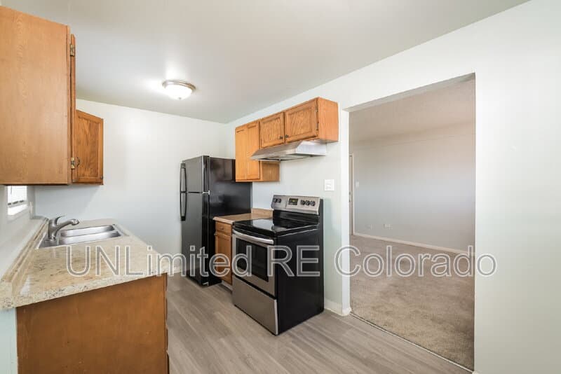 Aurora Condo: 1442 Macon Street