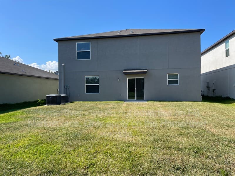 Riverview House: 10227 Shady Preserve Dr
