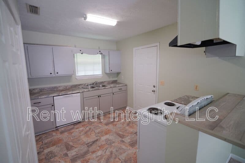 Tallahassee Condo: 2304 Hartsfield Court