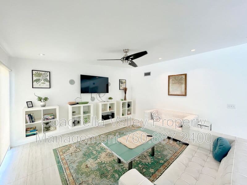 Palm Springs House: 2719 E Ventura Road