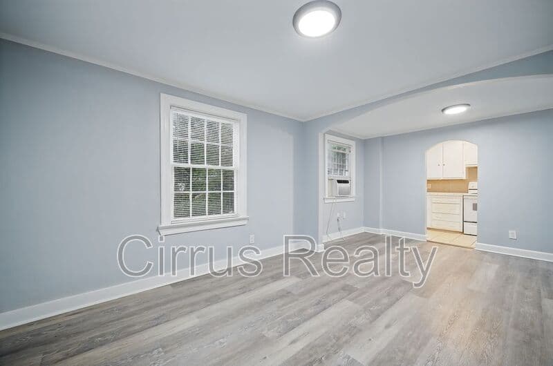 Portsmouth Condo: 143 Maryland Ave
