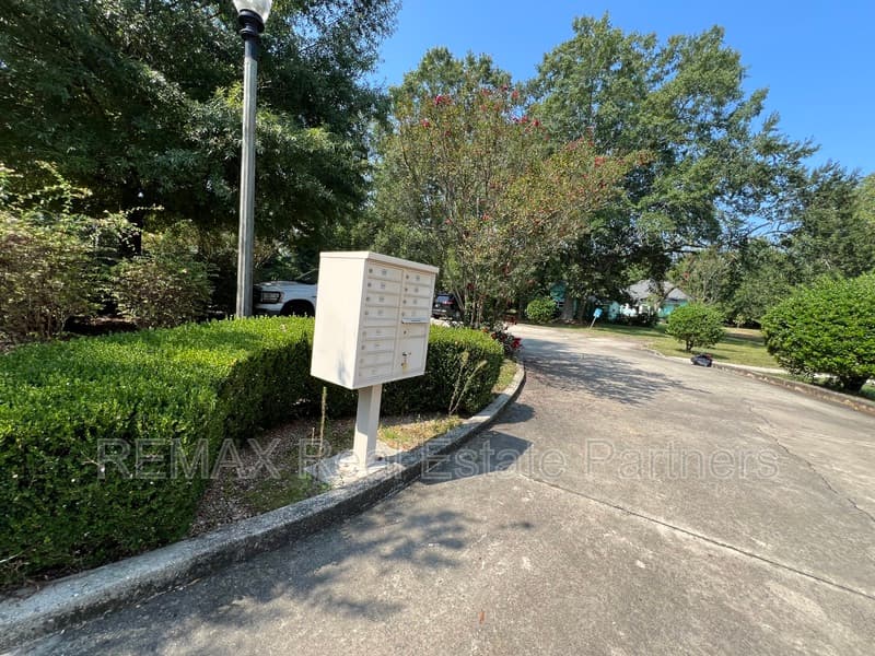 Hattiesburg Condo: 601 Court St Ste 201
