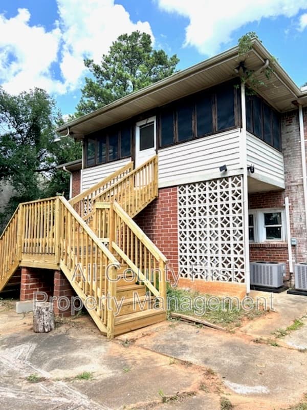 Decatur Condo: 2369 B Whites Mill Rd,